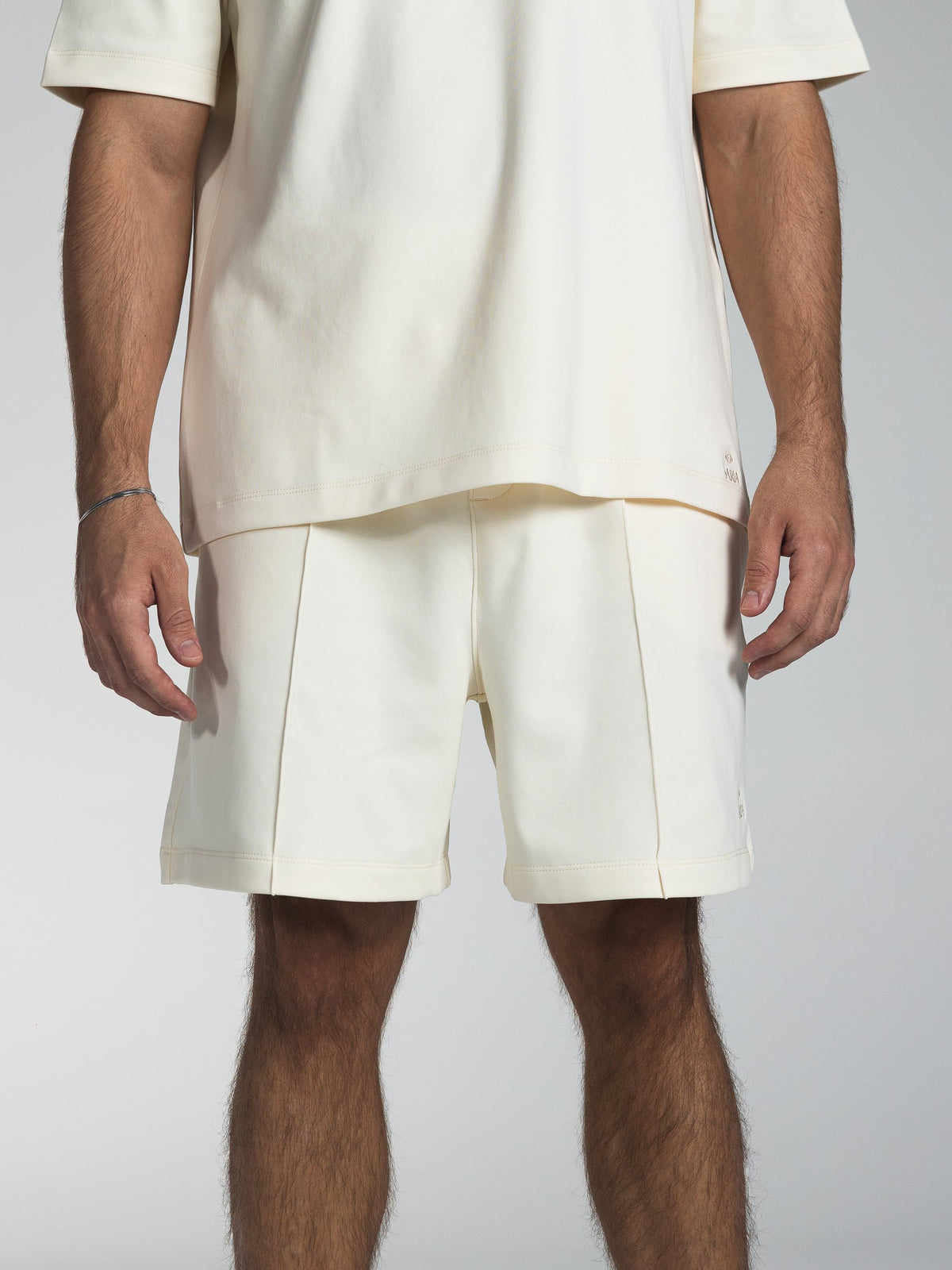 The Ease Set in Offwhite 