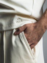 The Ease Set in Offwhite 