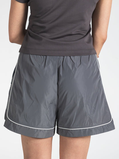 The Motion Shorts – Women in Grey 