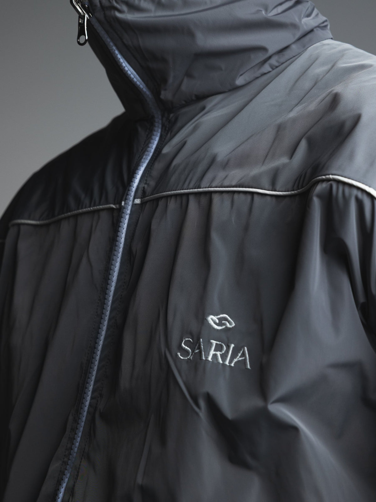The Switch Jacket in Grey/Offwhite 