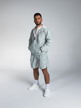The Switch Jacket in MintGreen/Offwhite 
