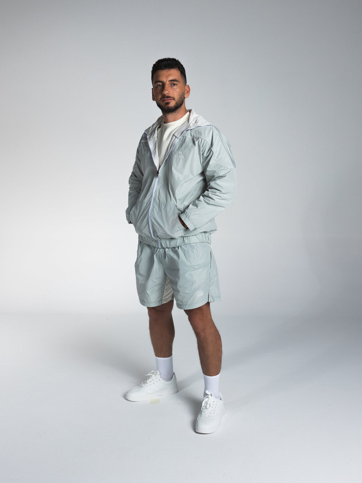 The Switch Jacket in MintGreen/Offwhite 